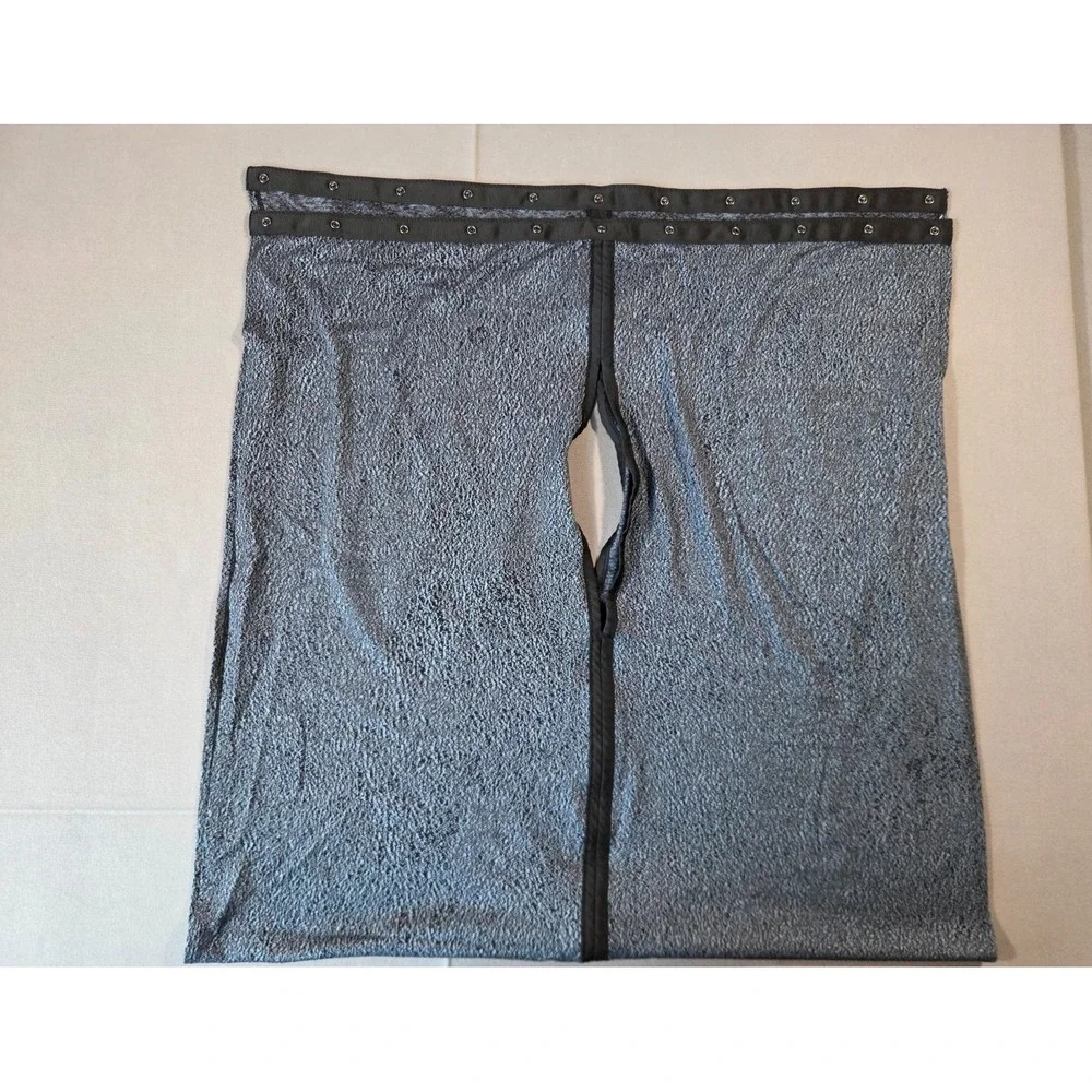Lululemon Scarf Womens One Size  Gray Black Snap Vinyasa Wrap Elegant Jacquard